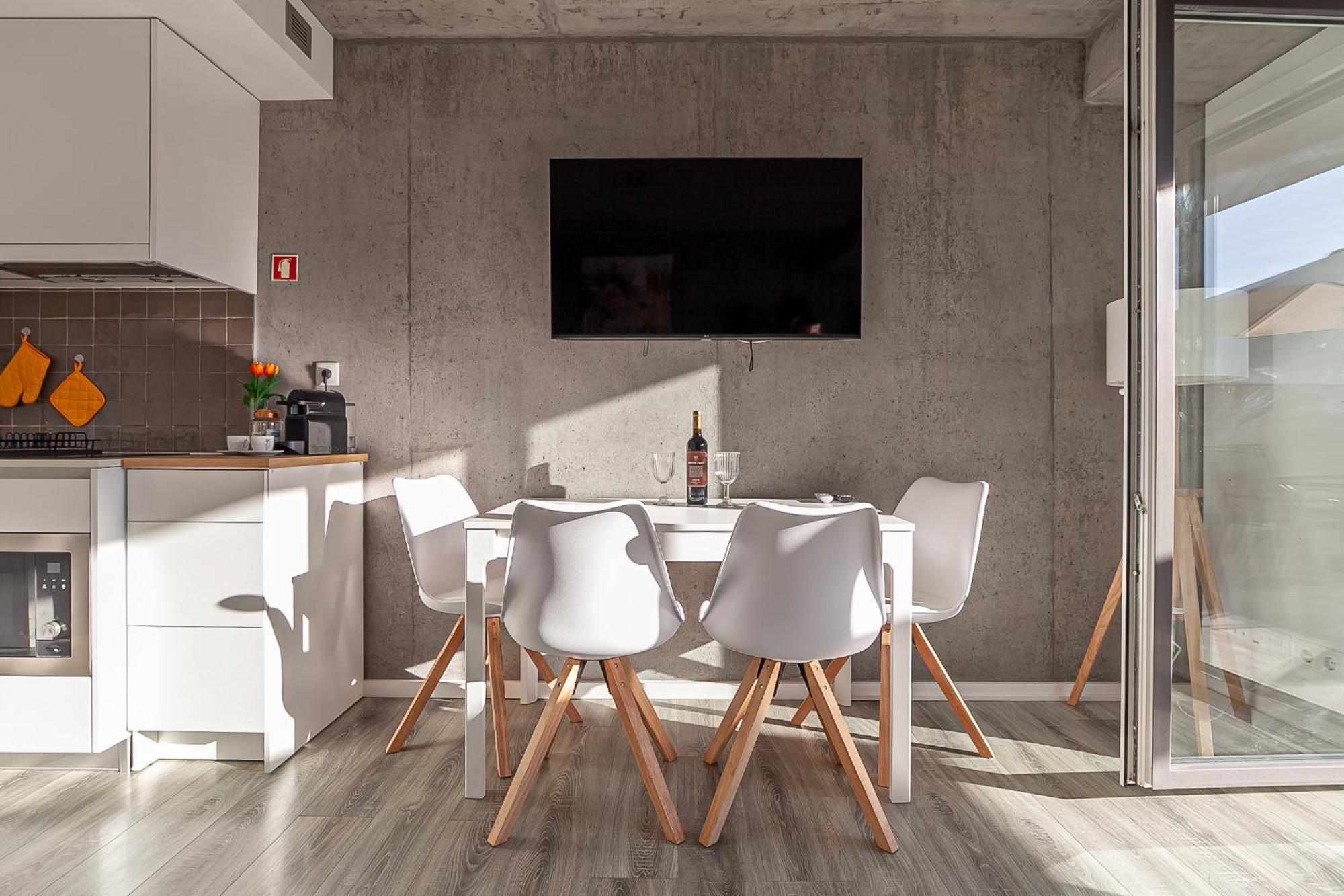 Felicidade Aveiro Apartment By Home Sweet Home อาเวโร ภายนอก รูปภาพ